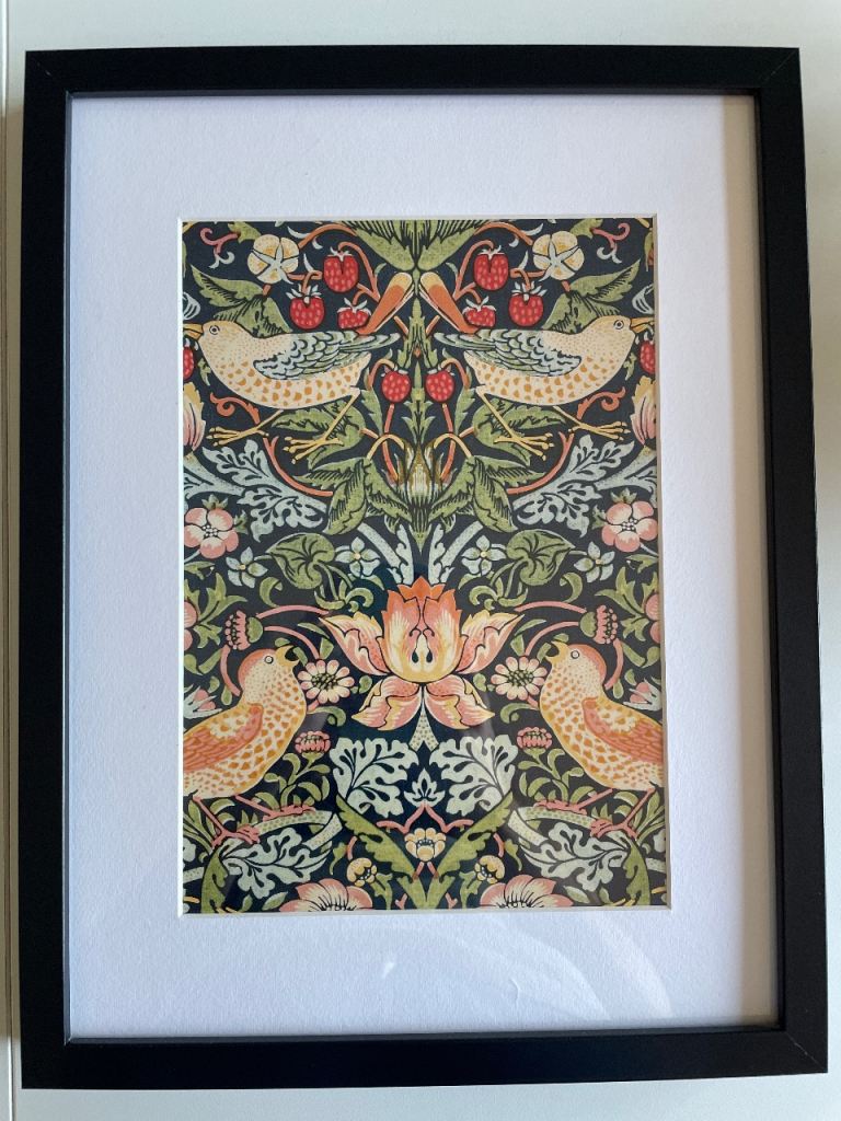 Portrait Frame - Print Included