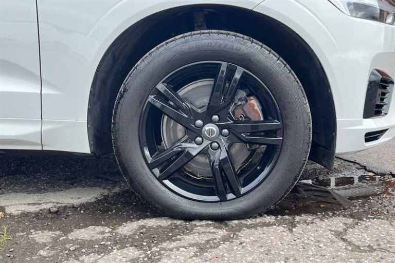 2020 Volvo XC60 2.0 T8 [390] Hybrid R DESIGN 5dr AWD Geartronic ESTATE PETROL/ELECTRIC Automatic