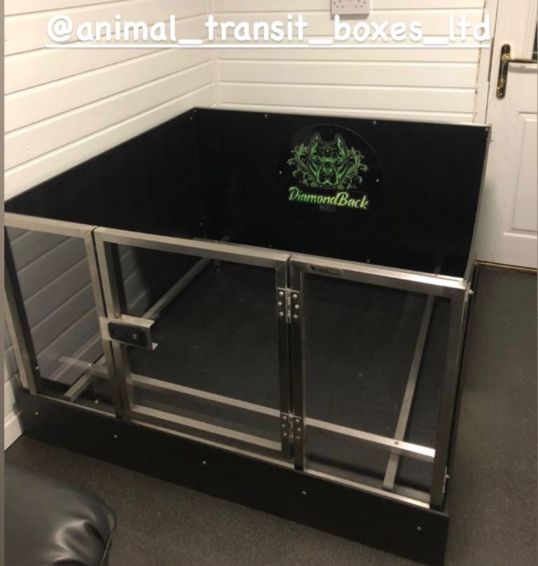 Whelping box and incubator 