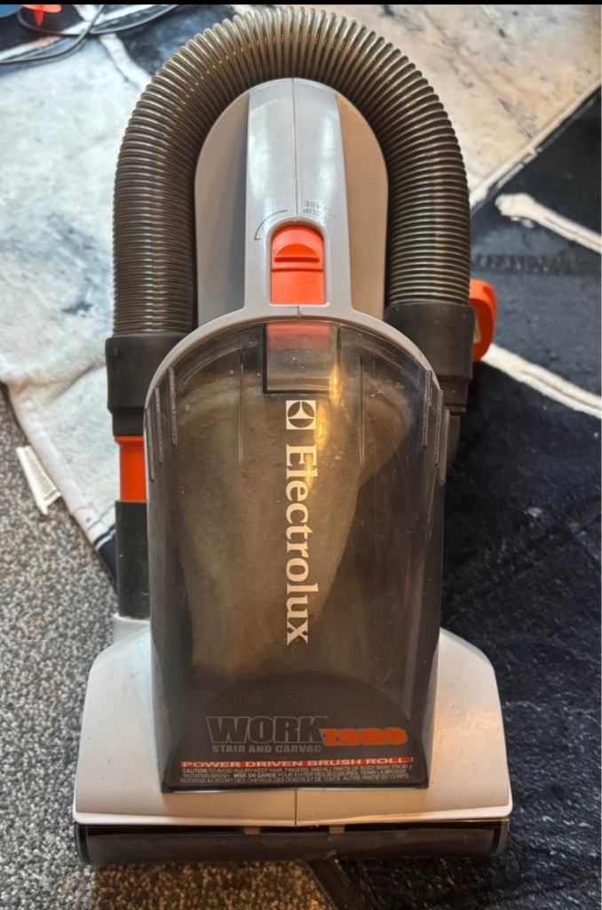 Electrolux work zone stair and car vac 