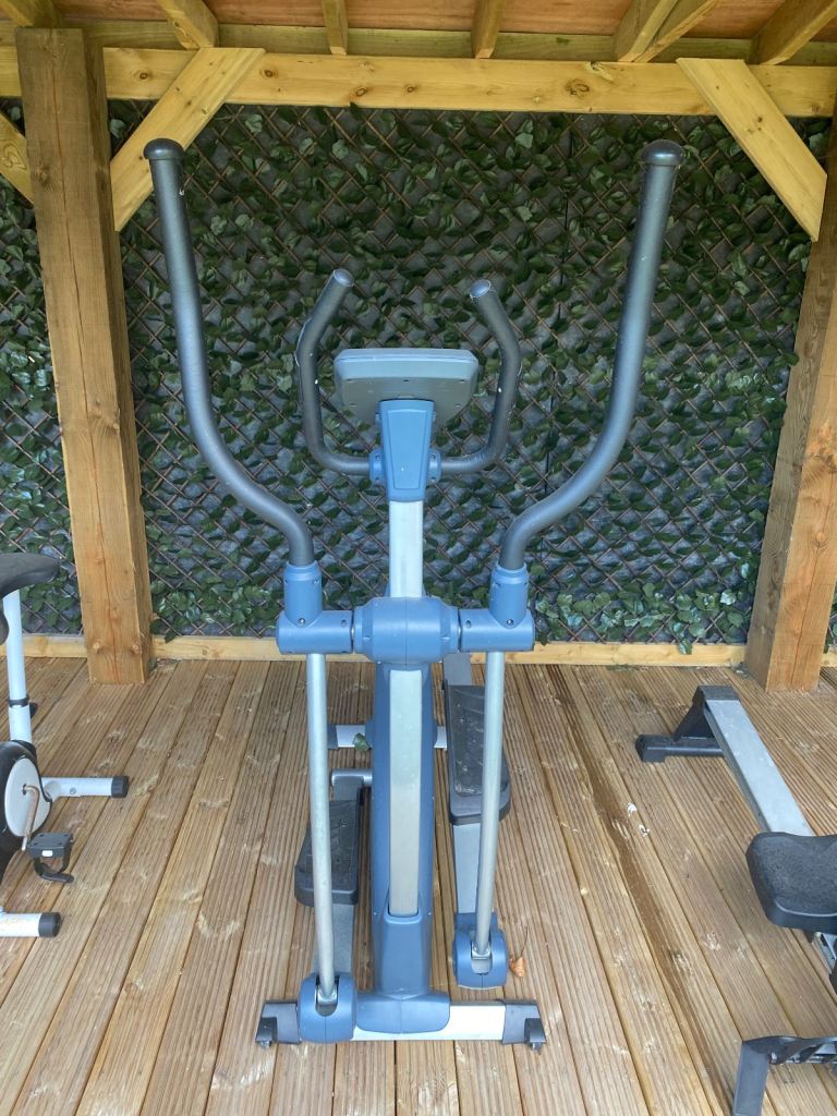 image for cross trainers for sale