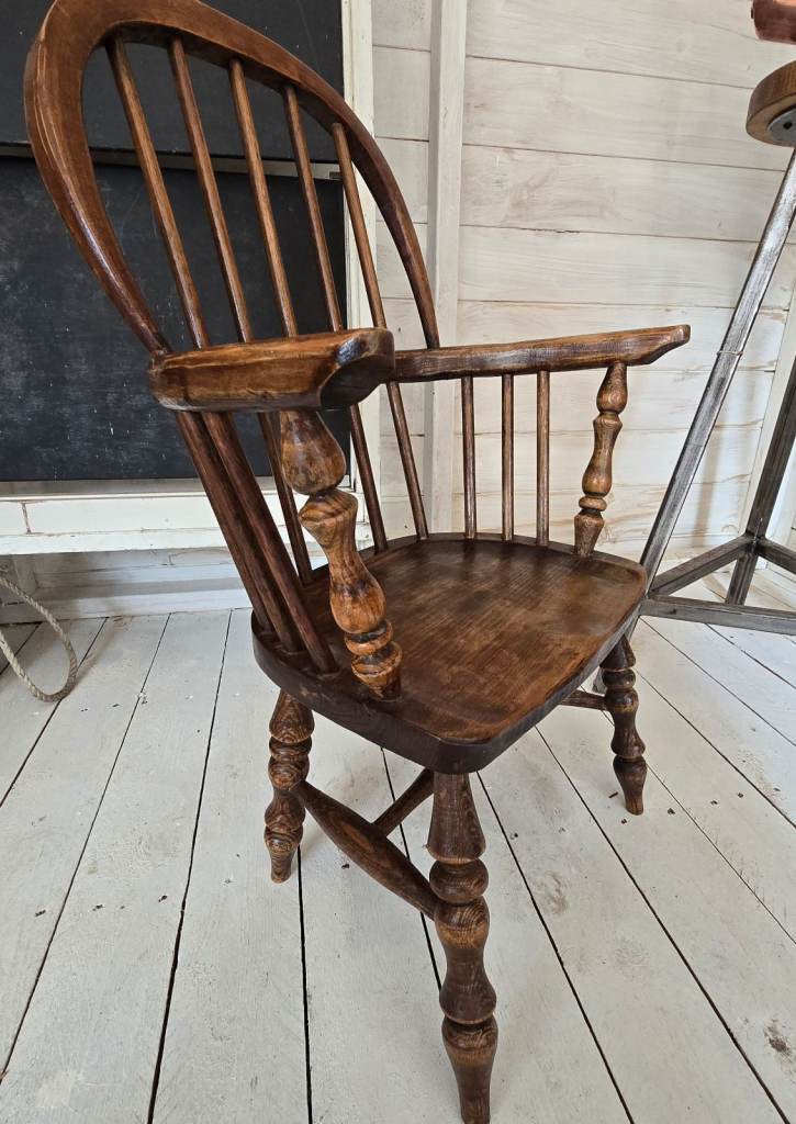 A Rare Antique Childs Chair Ash & Elm Comb Back Windsor Arm Chair 1840-1860 