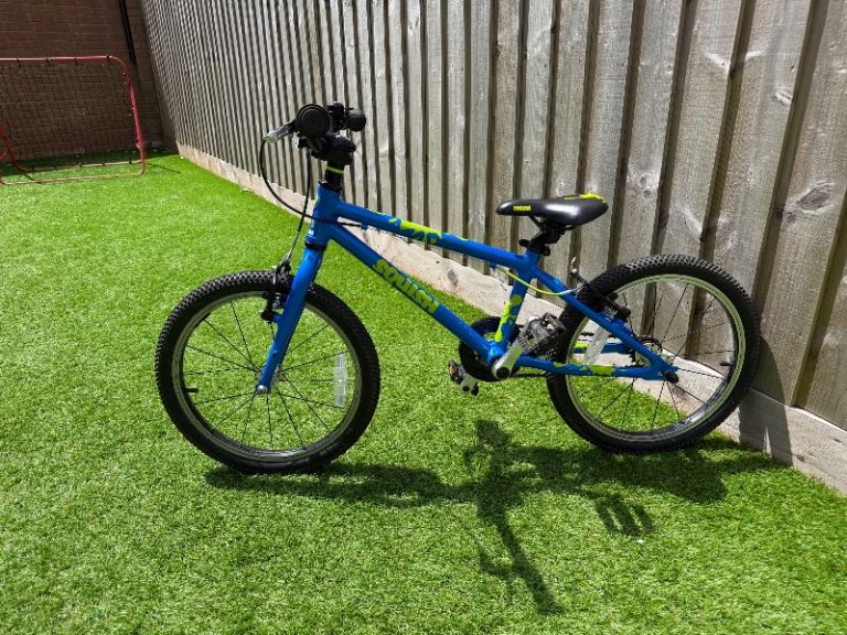 Squish 18 Kids Blue Bike – Good Condition