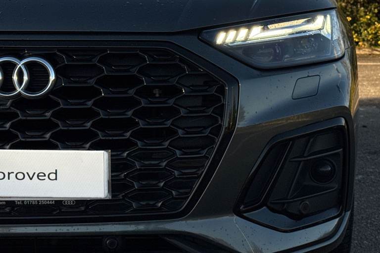 2022 Audi Q5 Edition 1 40 TDI quattro 204 PS S tronic SUV DIESEL Automatic