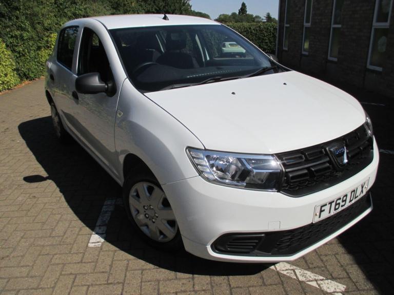 2020 Dacia Sandero 1.0 SCe Essential 5dr HATCHBACK PETROL Manual
