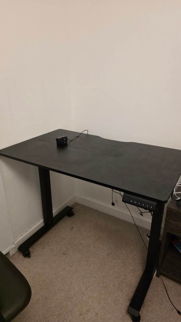 Height Adjustable Standing Desk / Sit-Stand Table – Black