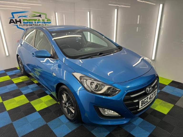 HYUNADAI i30 1.6 CRDi Blue Drive SE 5 DOOR