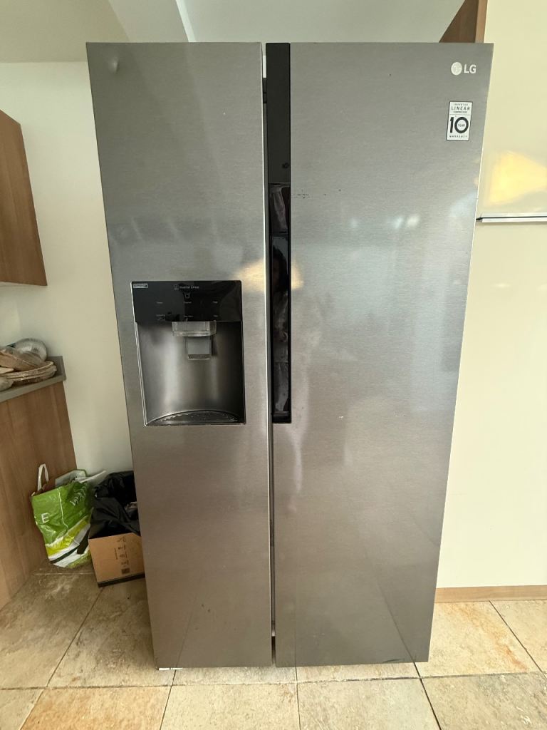 LG Fridge / Freezer - Please read note