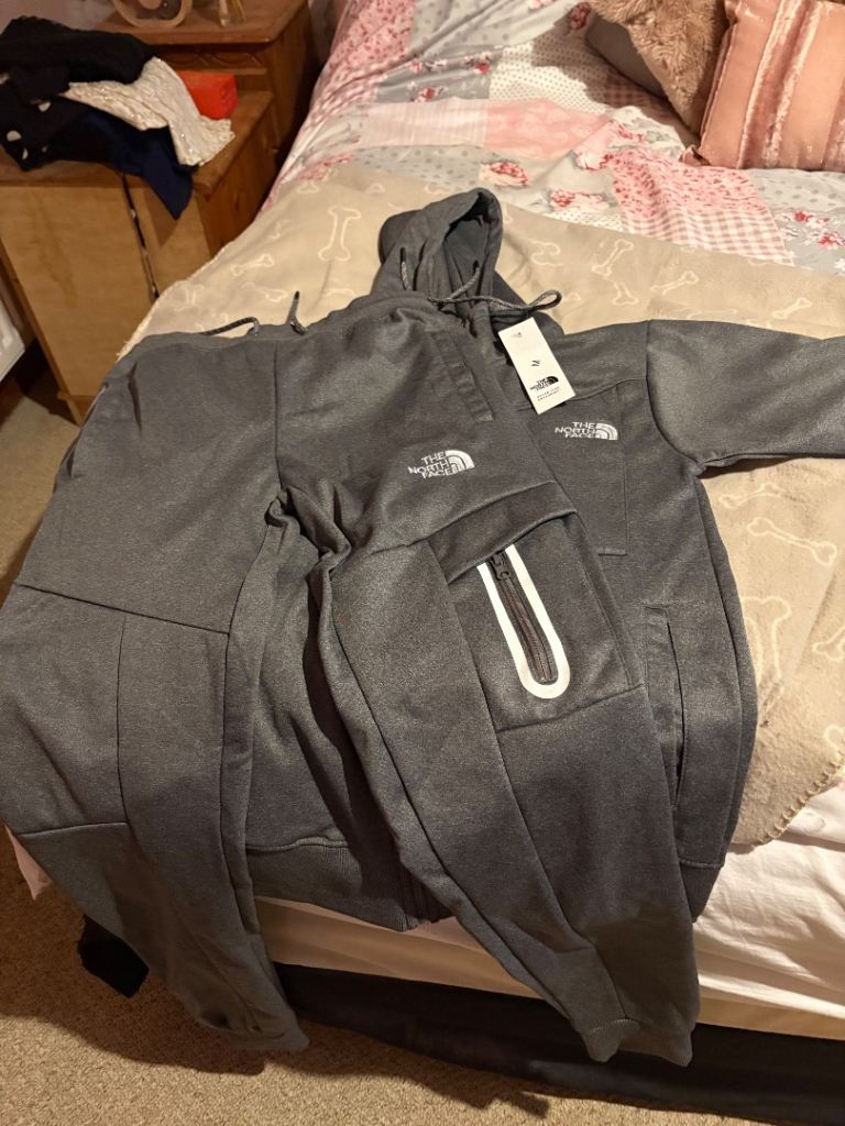 Men’s tracksuits size medium 