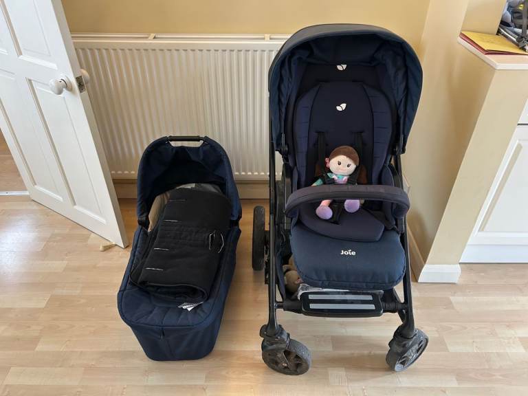 image for Quality Joie Chrome buggy, bassinet, leg warmer and rain cover