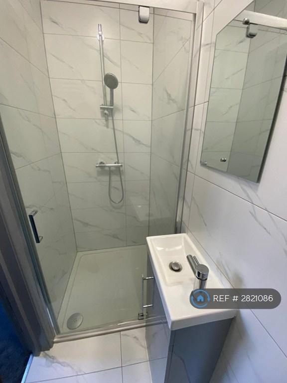 1 bedroom in Carshalton Road, Sutton, SM1 (#2821086)