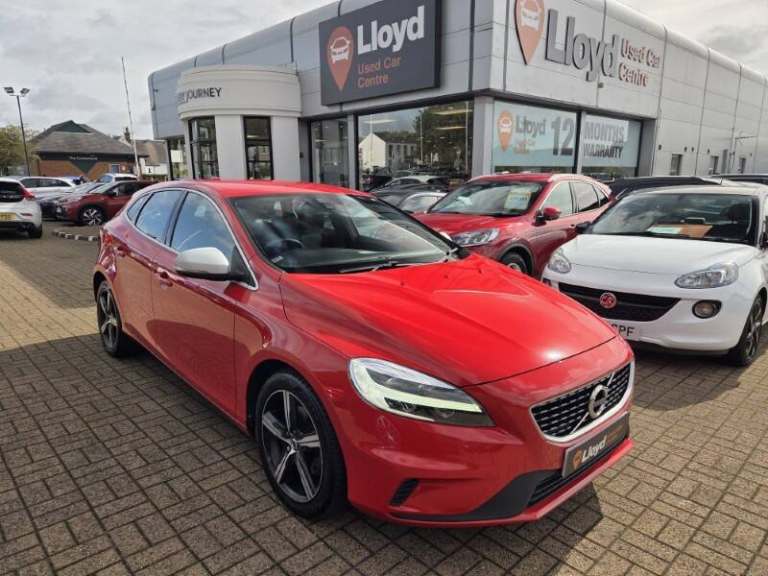 VOLVO V40 T2 [122] R DESIGN 5dr