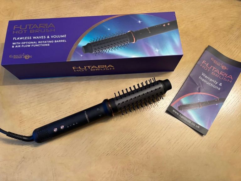 image for Futaria Hot Brush Mint in Box