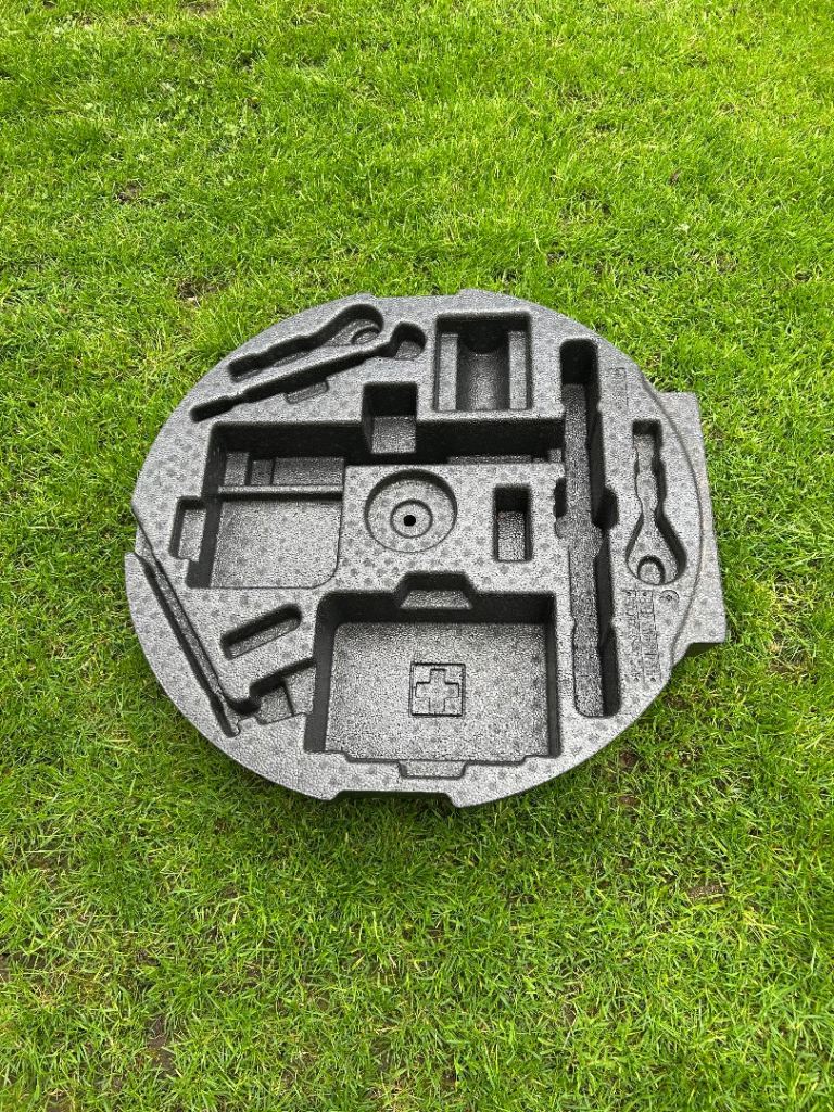 Nissan Qashqai 2017 Boot Insert