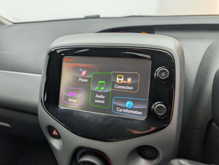 2019 Toyota AYGO 1.0 VVT-i x-play Hatchback 5dr Petrol Manual Euro 6 (71 ps) - AIR CON, DAB, HATC...