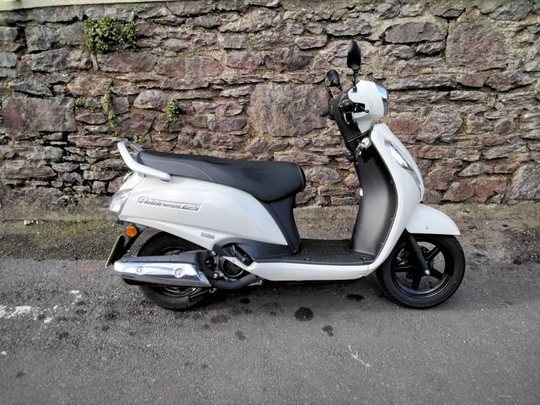 Suzuki Address 125 scooter