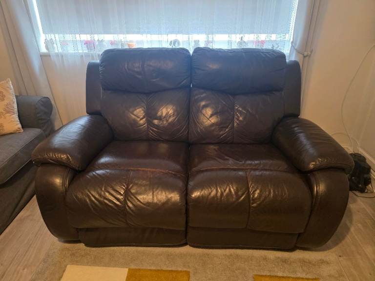 Leather sofa 2 seats 