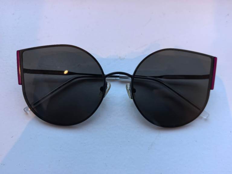 Oversized Cat Eye Sunglasses Fuchsia Detail | Designer Style UV Protection