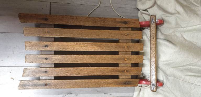 2x Vintage Sledges 