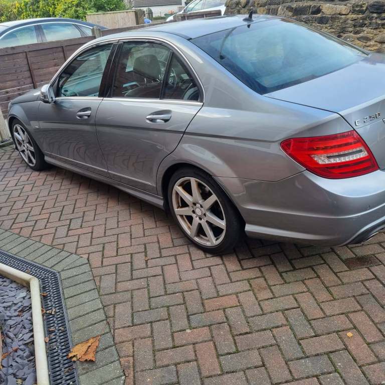 Mercedes-Benz, C CLASS, Saloon, 2012, Semi-Auto, 2143 (cc), 4 doors