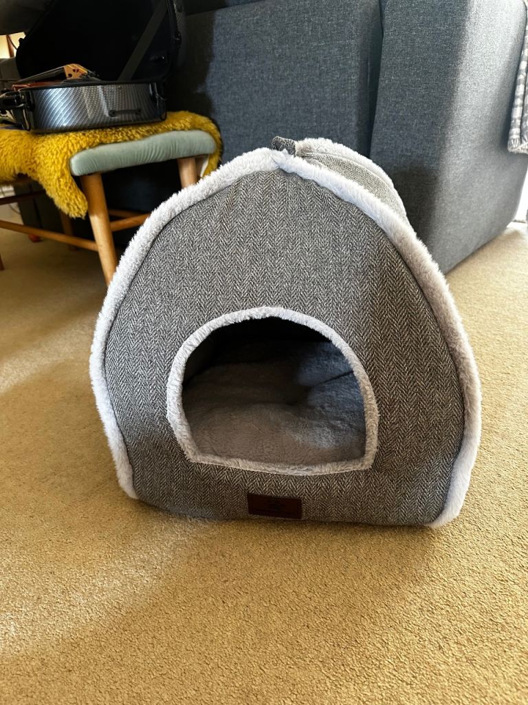 Grey Igloo Cat Bed