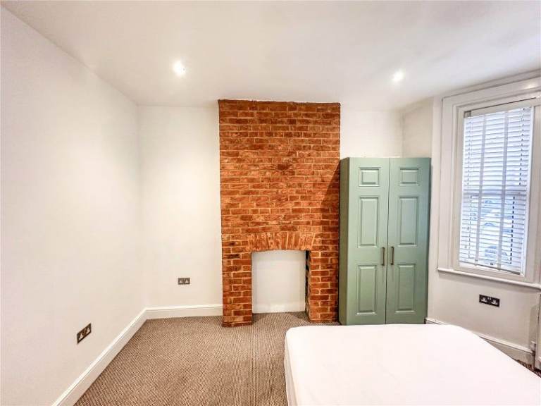 🏡 Double Room with Storage | Flat Share | Wembley HA9 8BA | Near Wembley Central Station 🚇