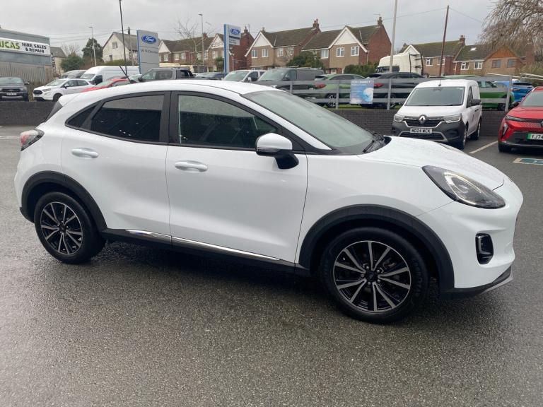 2023 Ford Puma 1.0 EcoBoost Hybrid mHEV Titanium 5dr Hatchback Petrol Manual