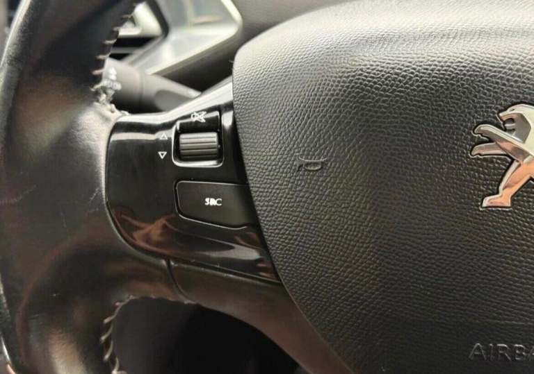 2016 Peugeot 308 1.2 PureTech 130 Allure 5dr HATCHBACK PETROL Manual