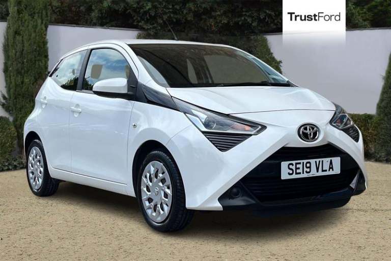 2019 Toyota AYGO 1.0 VVT-i X-Play 5dr HATCHBACK PETROL Manual