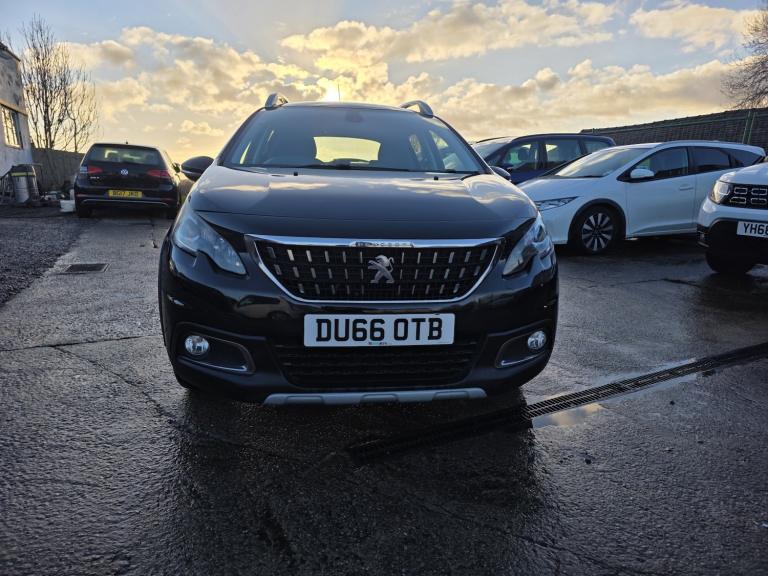 PEUGEOT 2008 1.2 PureTech Allure 2016
