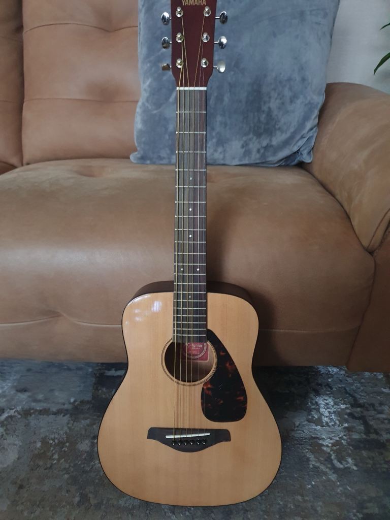 image for Yamaha FG Junior JR2 3/4 size acoustic guitar