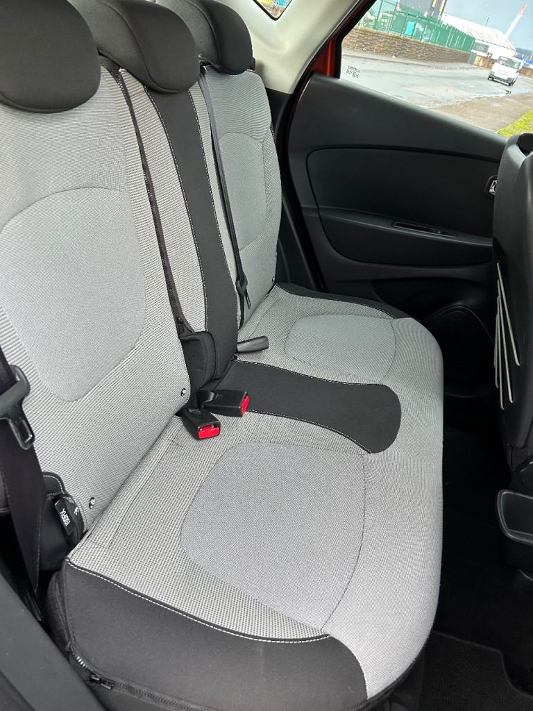 Renault, CAPTUR, Hatchback, 2014, Manual, 1461 (cc), 5 doors