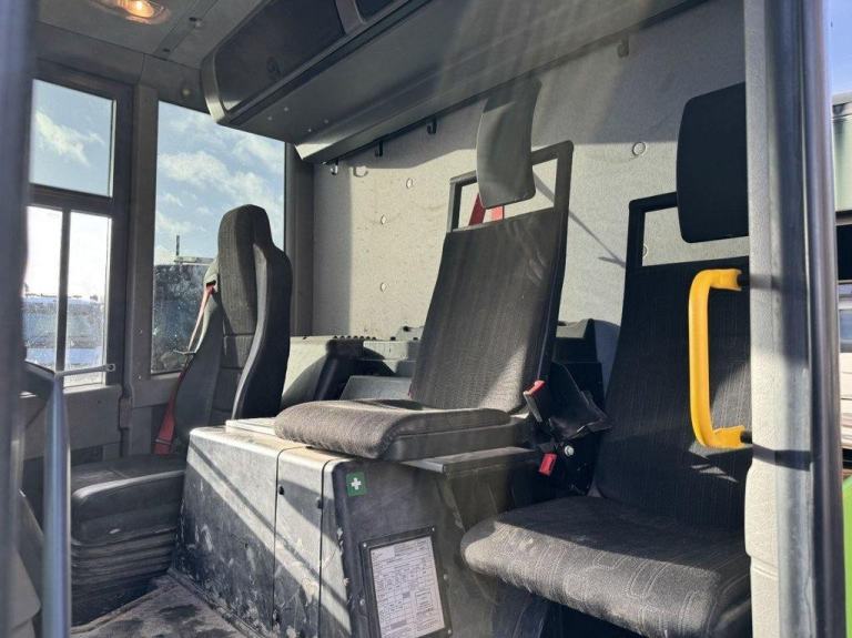 2018 MERCEDES ECONIC 1830 SKIP LOADER