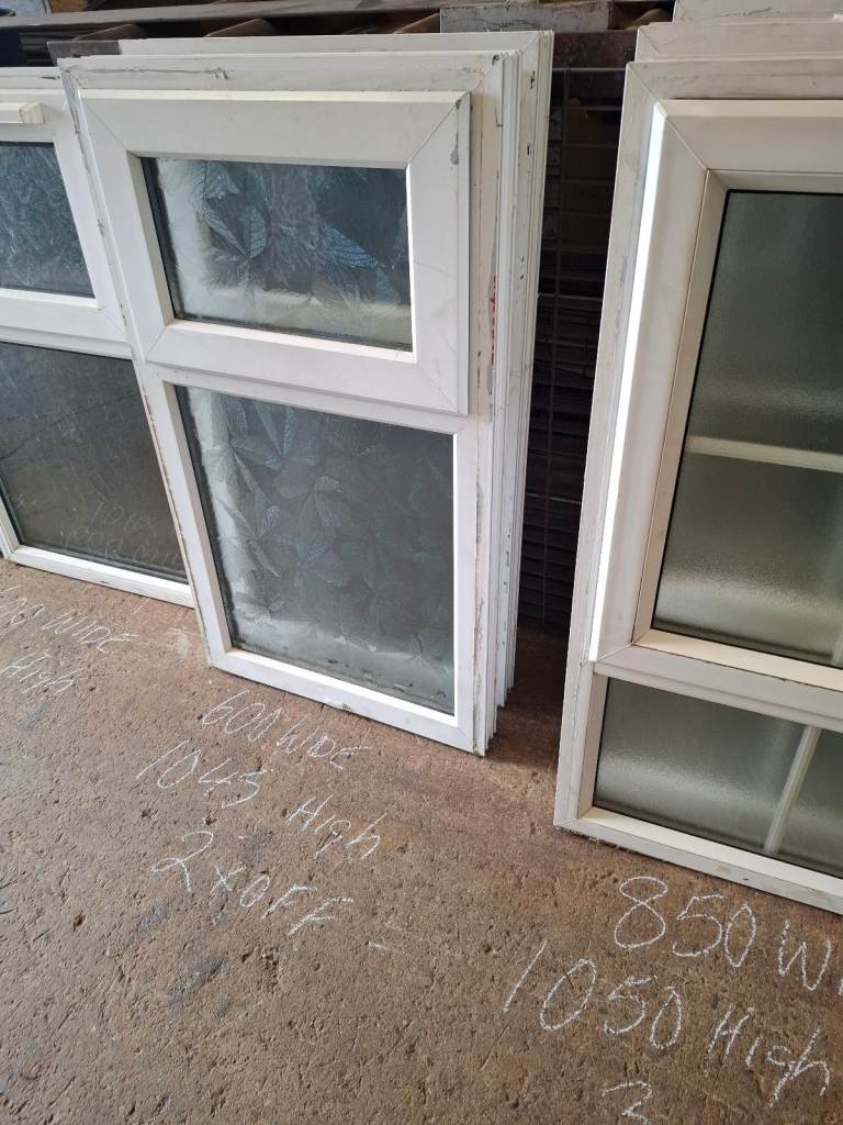 Pvc  ( Toilet / bathroom ) windows