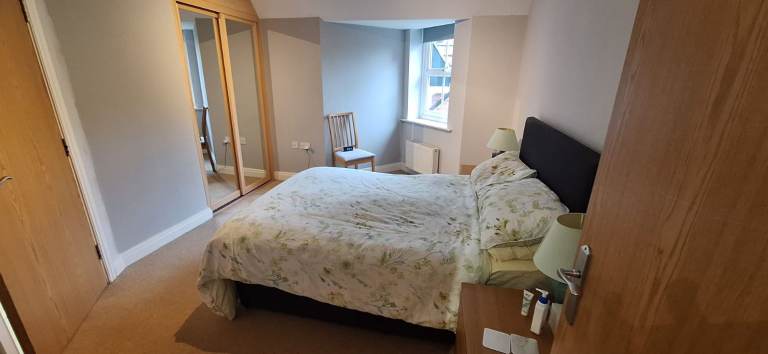 2-Bedroom Unfurnished Flat To Rent