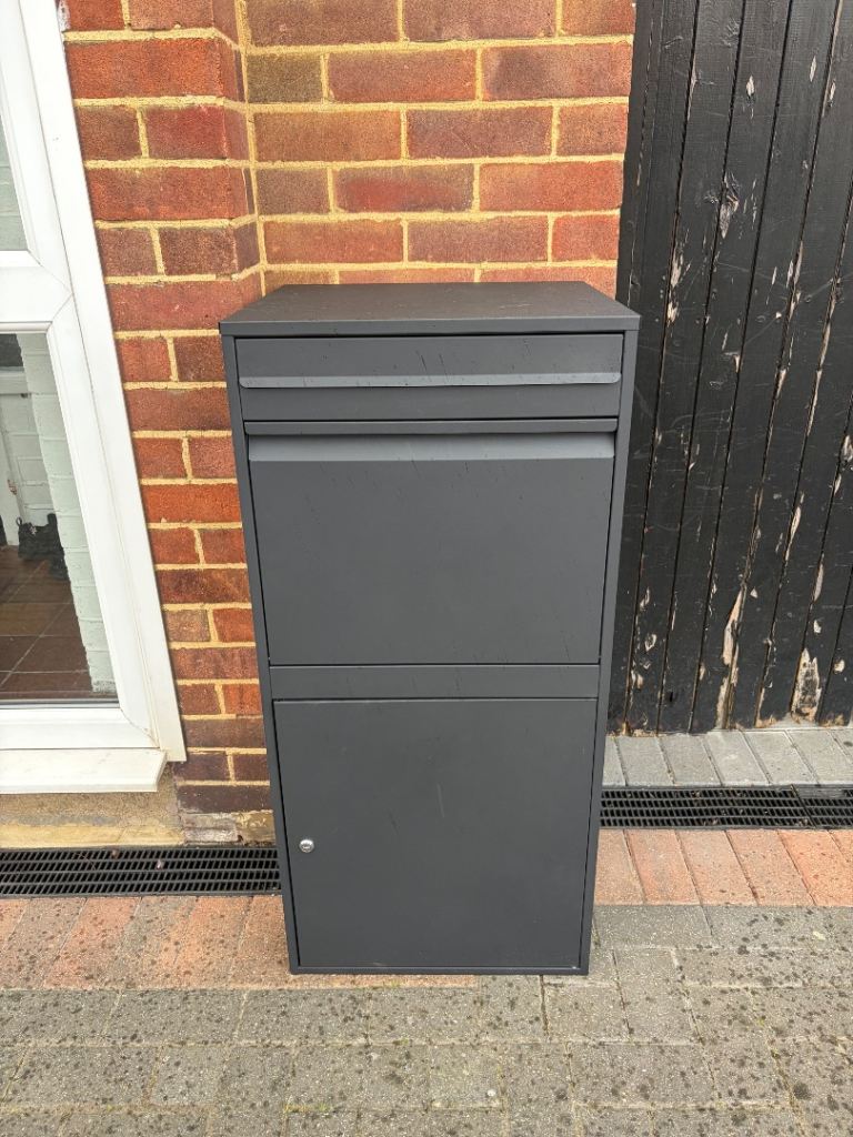 Parcel Delivery Storage Box