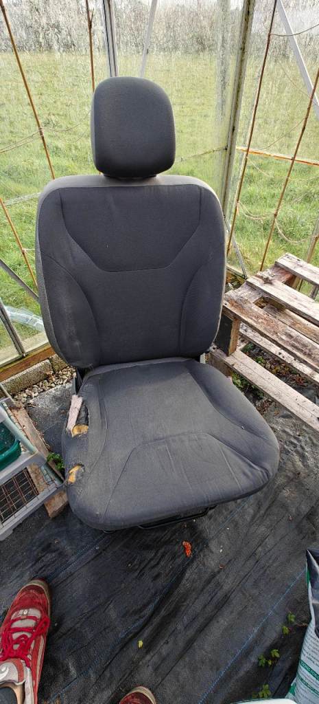 2013 Vauxhall Vivaro Drivers Seat and Base 