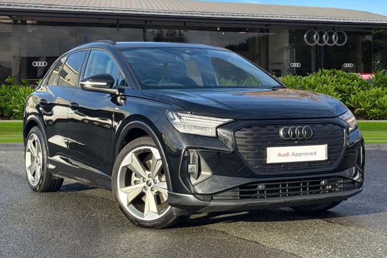 2025 Audi Q4 e-tron Q4  Black Edition 45 e-tron quattro 210,00 kW SUV ELECTRIC Automatic