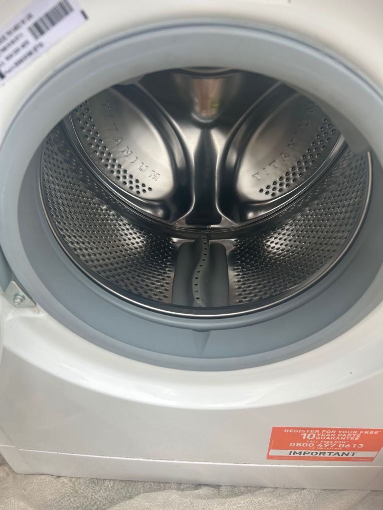 Washer dryer 