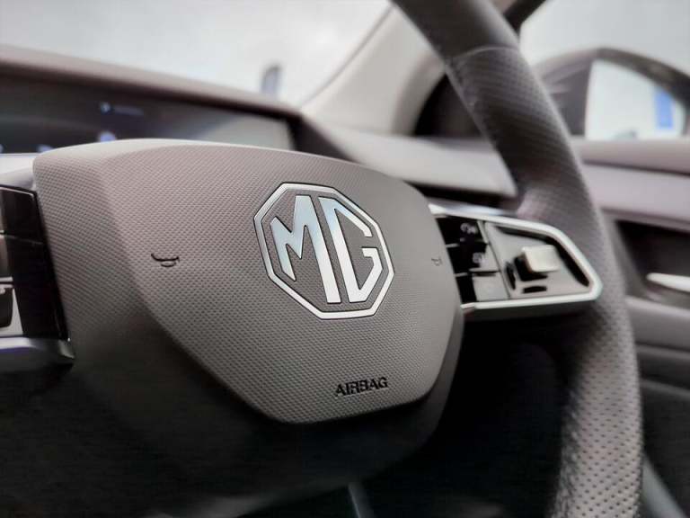 2025 MG MGS5 170kW Trophy EV Long Range 64kWh 5dr Auto HATCHBACK ELECTRIC Automatic