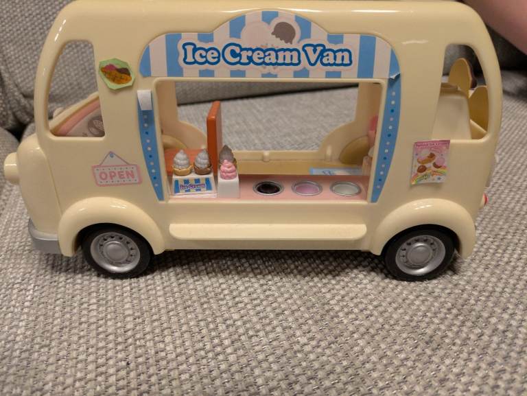 Sylvanian ice cream van
