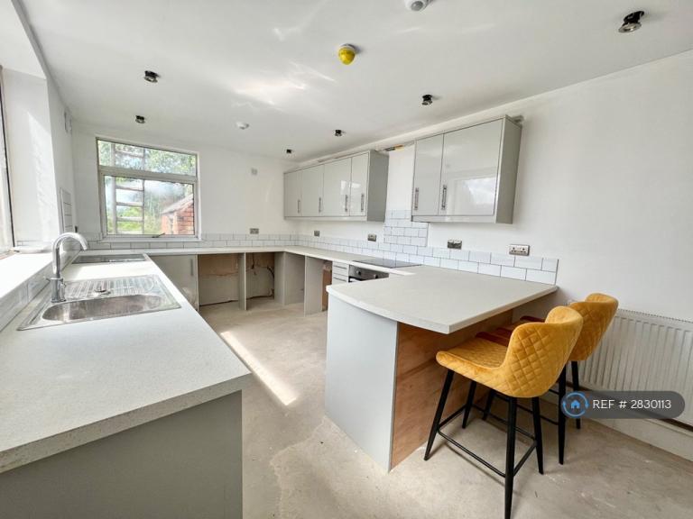 1 bedroom in Foljambe Road, Chesterfield, S40 (#2830113)