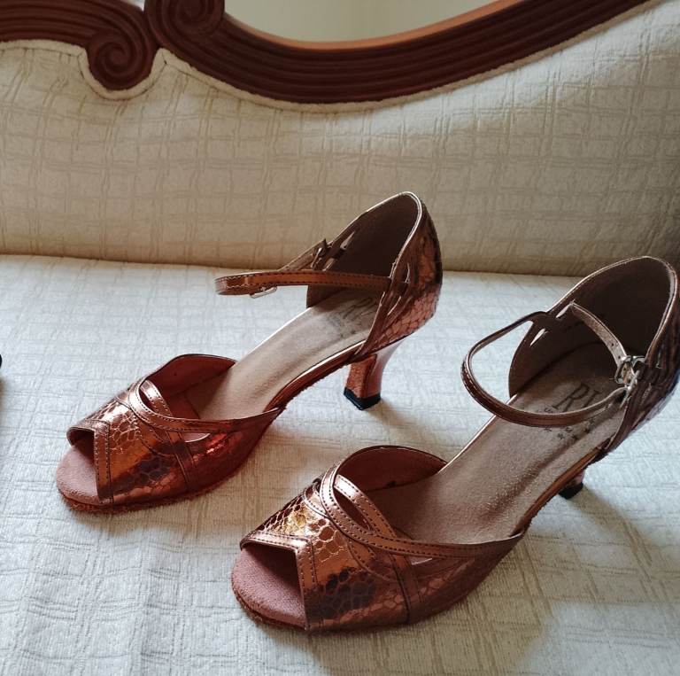 Roch Valley ladies’ bronze “Snake Skin” leather dancing shoes size UK 5.5, EU 39