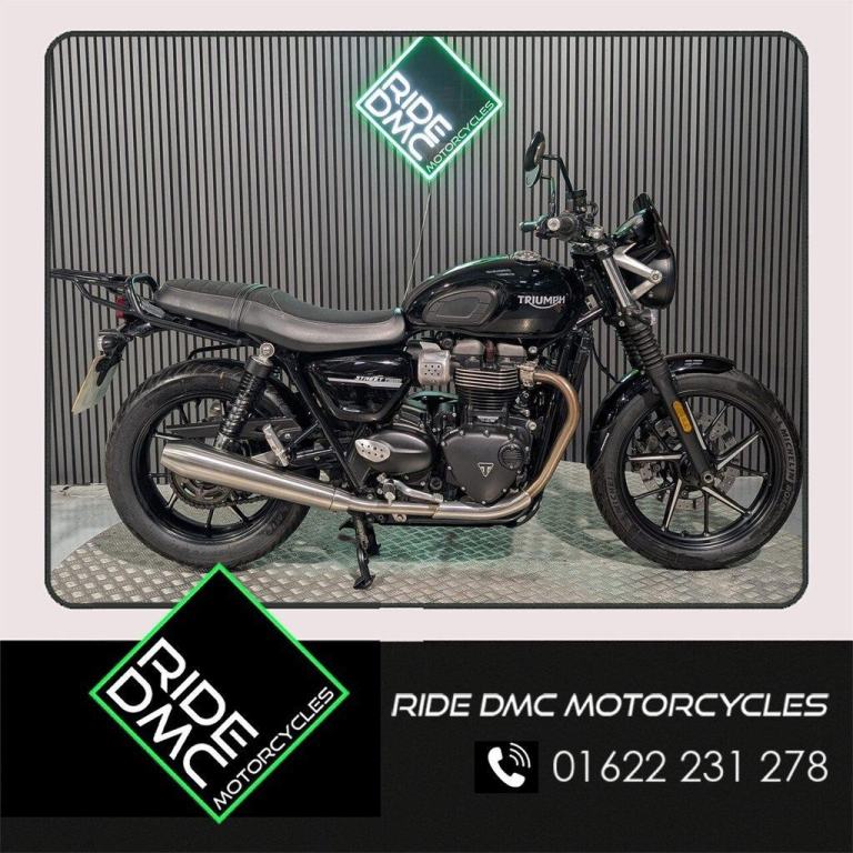 TRIUMPH STREET TWIN 2020 - 2 OWNER - LOW MILEAGE - EXTRAS - LOVELY BIKE.