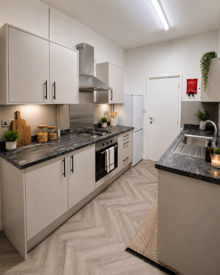 3 x QUALITY FURNISHED ROOMS AVAILABLE IN LEICESTER - UNIVERSAL CREDIT / DSS / PIP / JSA