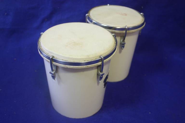 Vintage 1960s Dallas President White Bongo Drums 5.1/2 inch + 6.1/2 inch ~ 7.1/2 inch deep £125 ono