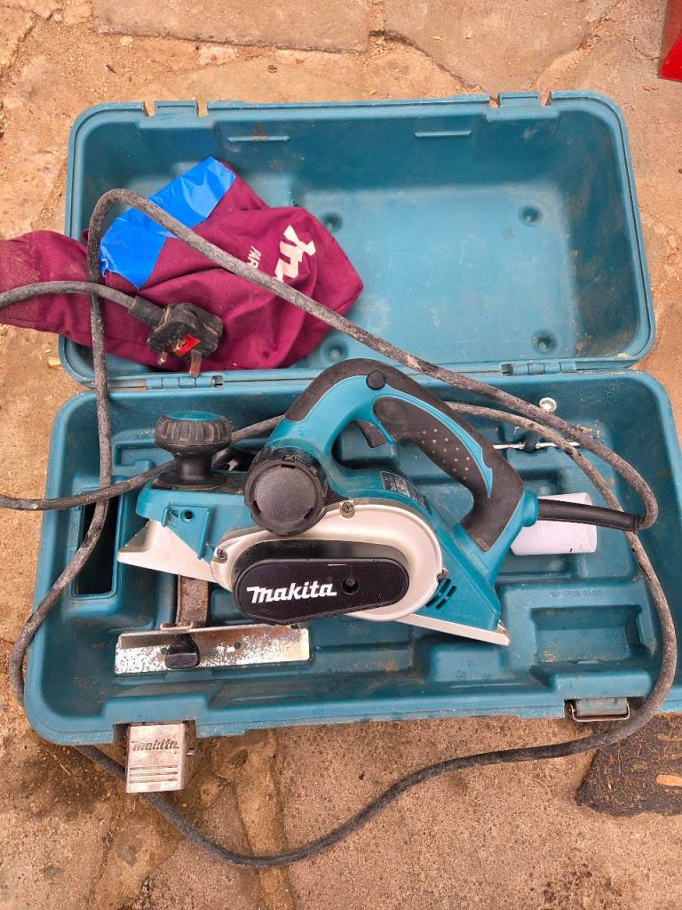 Makita planer