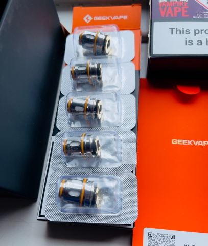 GEEK VAPE BRAND NEW + 6 batteries charger coils juice | in Aldridge, West  Midlands