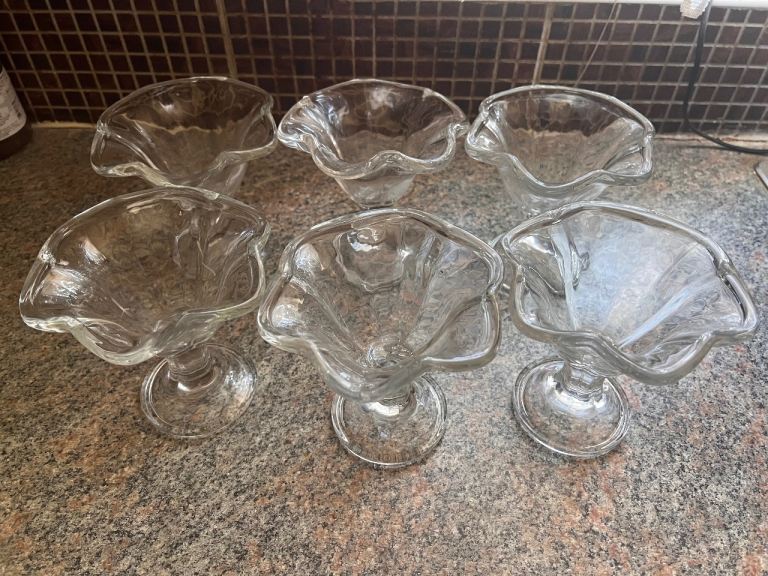 Dessert ice cream glass bowls set