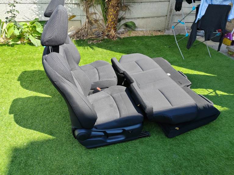 TOYOTA C-HR DYNAMIC SEATS SET FRONT AND REAR 68 PLATE. FIT 2016 - 2023